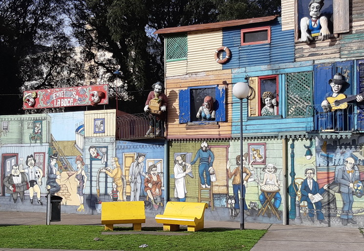 Muurschilderingen in de kleurrijke wijk van Buenos Aires, Argentinië