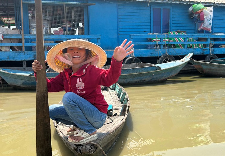 Cambodja local op de boot