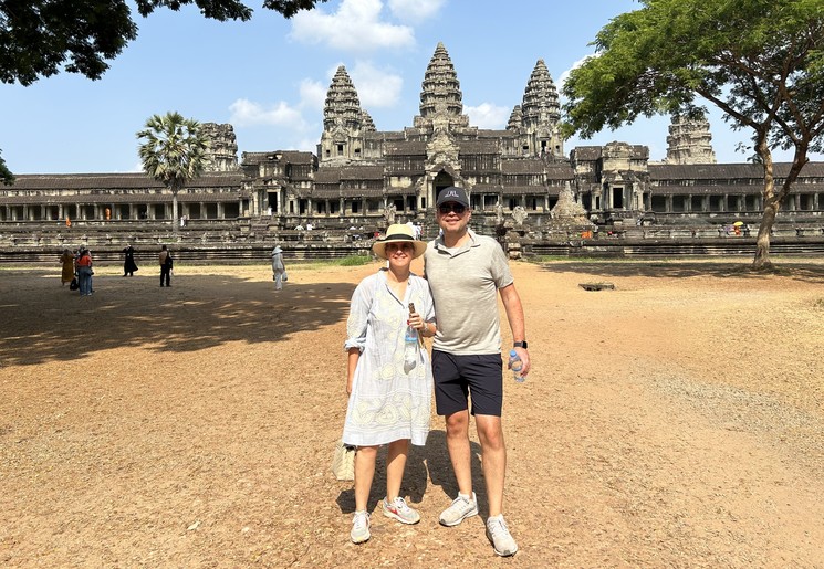 Bij de Angkor Wat in Siem Reap, Cambodja