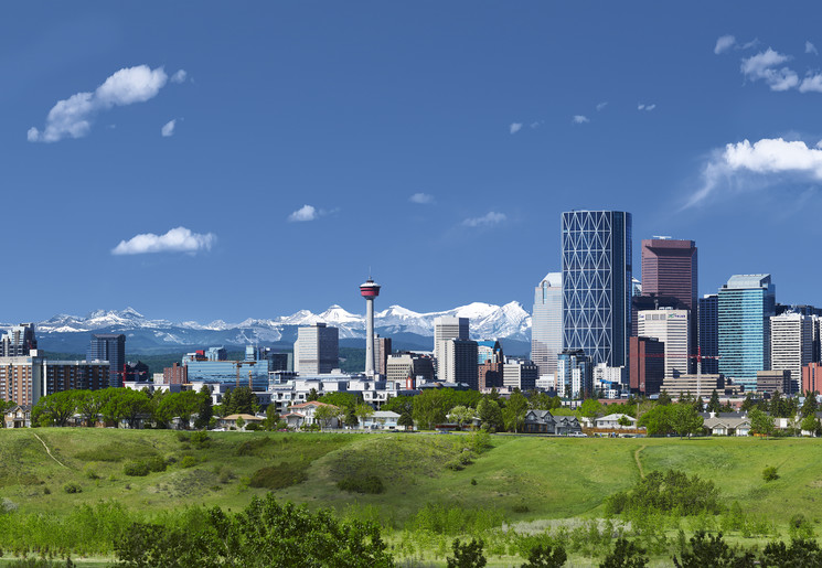 het uitzicht op de stad Calgary, Canada