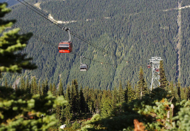 Ga mee met de kilometerslange Peak-to-Peak Gondola