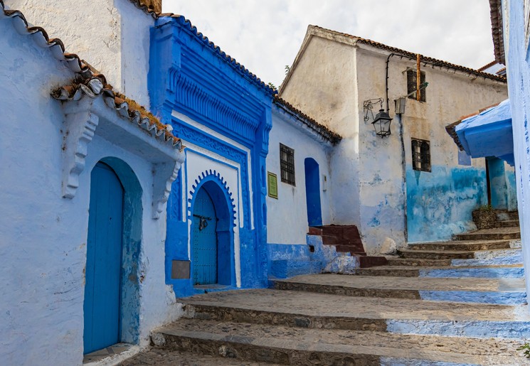 Overal in Chefchaouen vind je de blauwe straatjes.