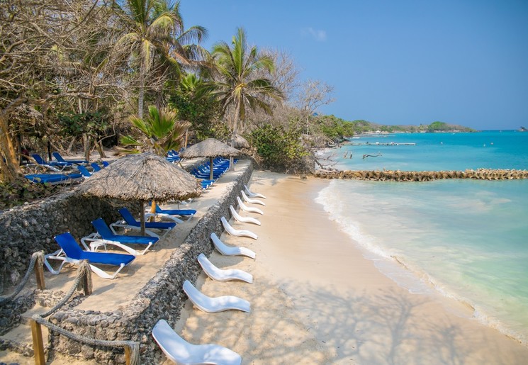 Colombia-Islas-del-Rosario-strand1 Colombia-Islas-del-Rosario-strand1