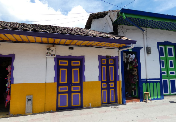 Colombia-Salento-gekleurde-huizen