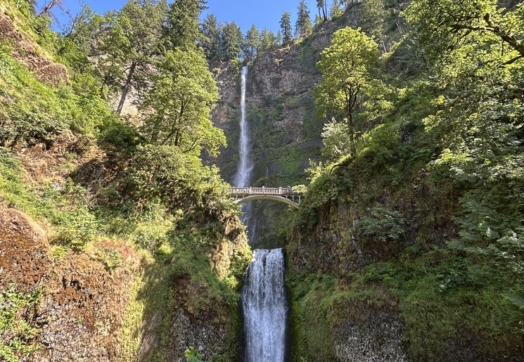 Waterval in de Columbia River Gorge, USA