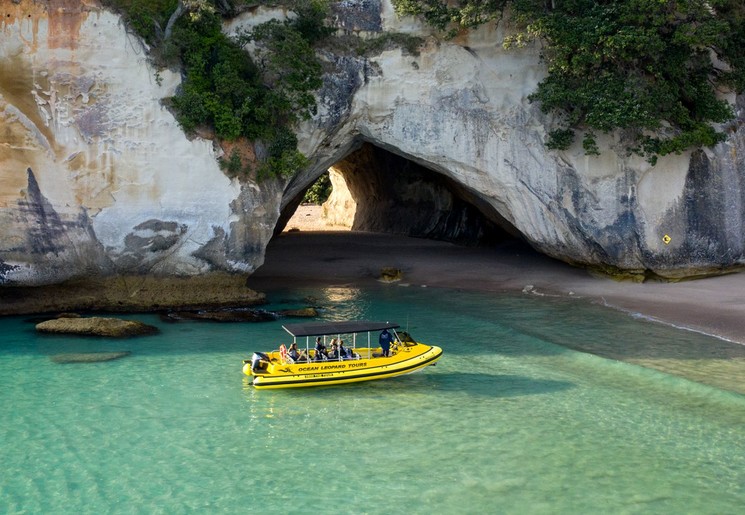 Maak een boottocht door Coromandel