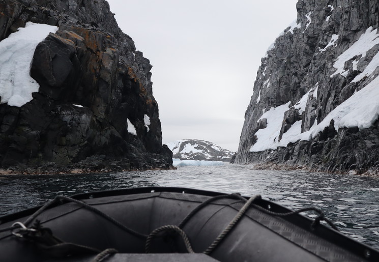 Op de boot tijdens de cruise in Antartica