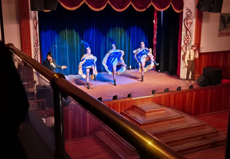 Breng een bezoek aan Diamond Tooth Gerties Breng een bezoek aan Diamond Tooth Gerties