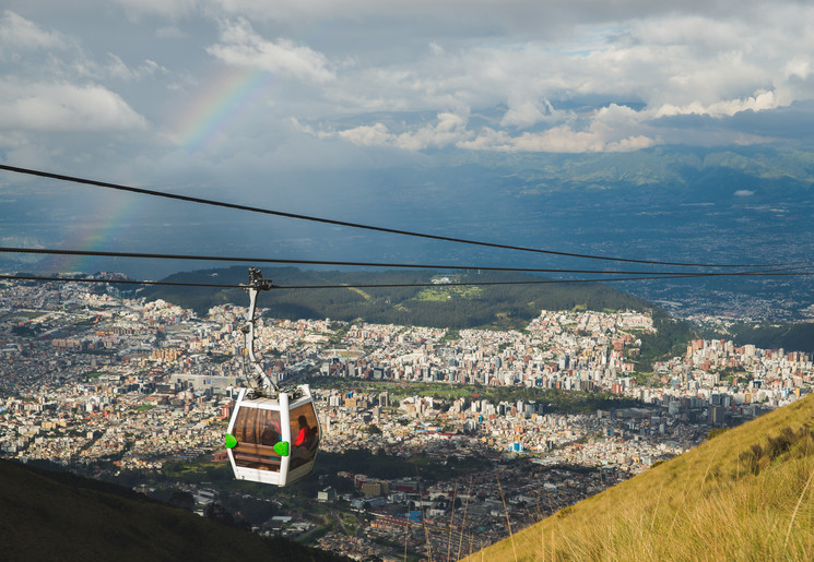 Neem de Teleférico omhoog voor een weids uitzicht op Quito