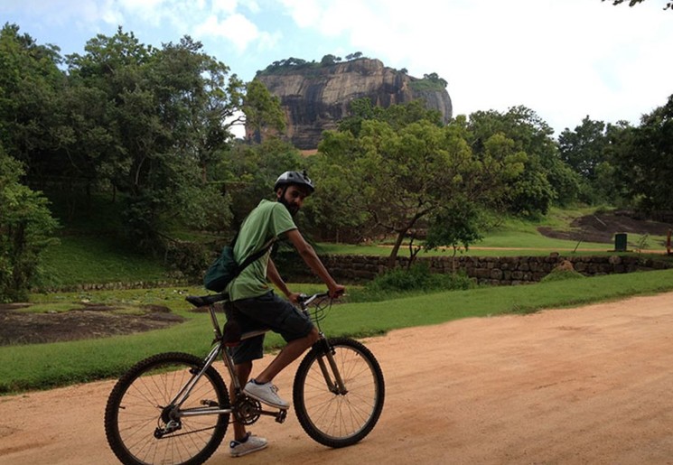 Fietsen naar de Leeuwenrots, Sri Lanka