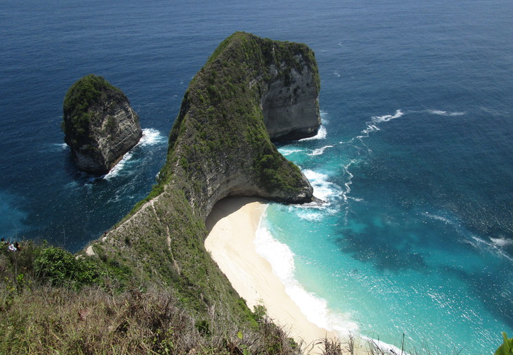 Prachtige uitzichten op de kusten van Nusa Lembongan