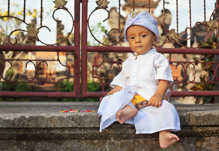 Balinees kindje bij Ubud, Indonesie