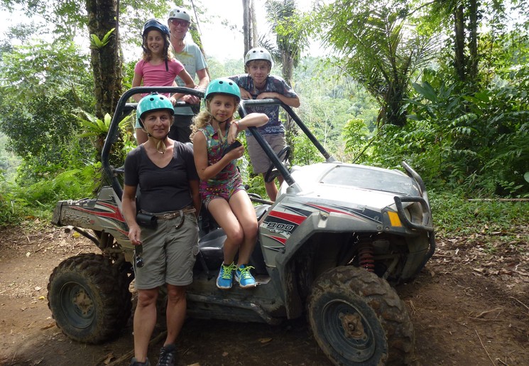 Er zijn allerlei activiteiten te ondernemen bij Ubud zoals quadrijden, Bali