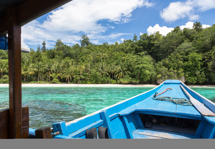 Indonesie-Sulawesi-Togian-eilanden-bootjeblauw