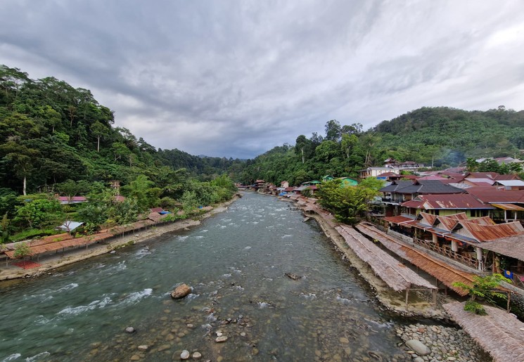 Dorpje bij Bukit Lawang, Sumatra Indonesië