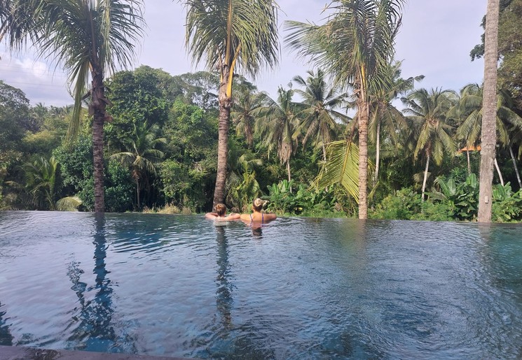 Indonesie Ubud verblijf zwembad