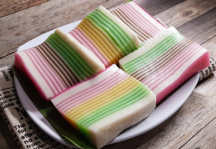 Kue Lapis Kue Lapis