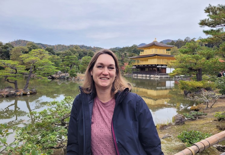 Evelyn in Japan Evelyn in Japan