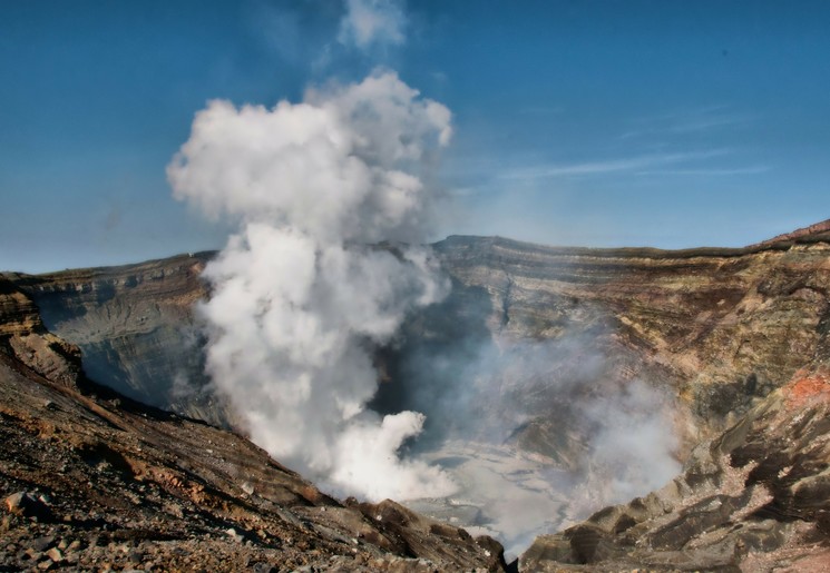 Japan-Mount-Aso-Vulkaan