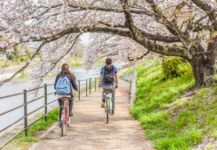 Fietsen bij Kyoto, Japan