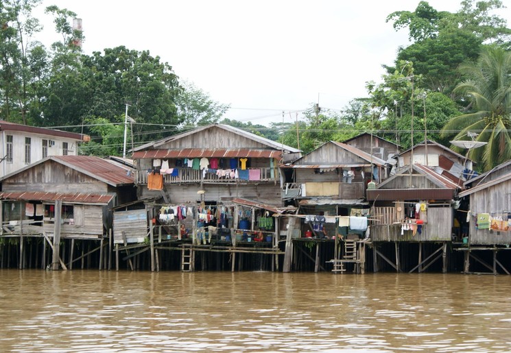 Kalimantan-Mahakam-paalwoningen2_1