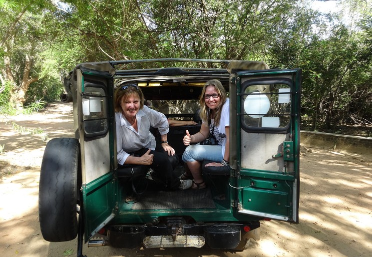 Op jeepsafari in Minneriya National Park