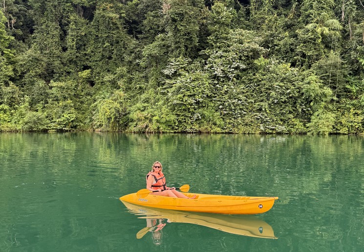 Kanoën in Khao Sok NP, Thailand