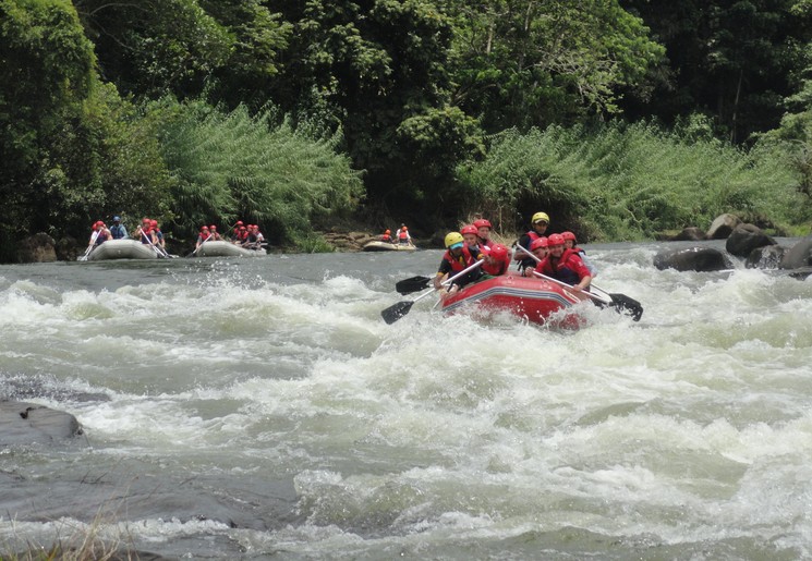 Raften bij Kitulgala, Sri Lanka