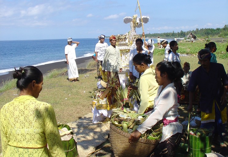 Lovina-Offeren1_1_408503