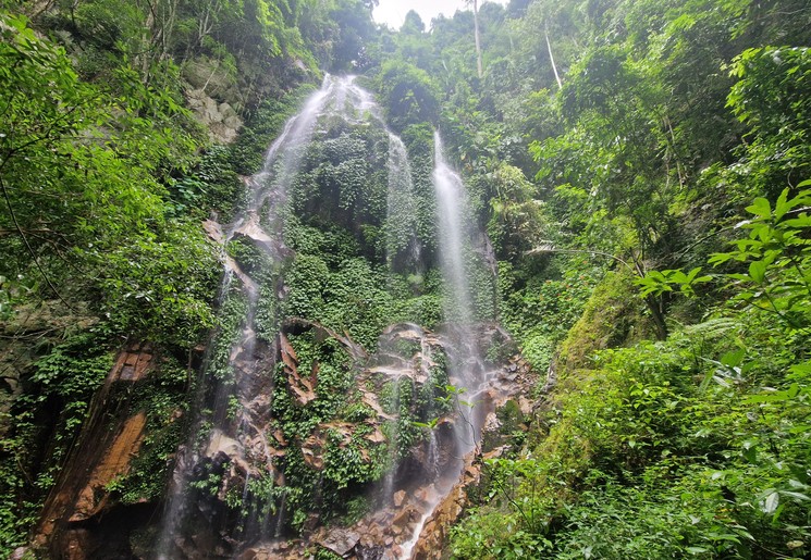 Waterval in het Belum Rainforest Waterval in het Belum Rainforest