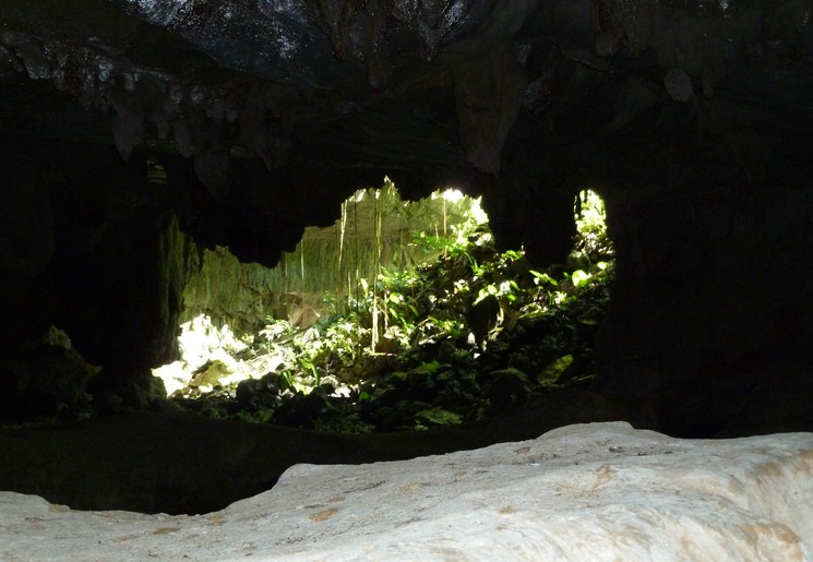 Grotten in het Mulu National Park op Sarawak