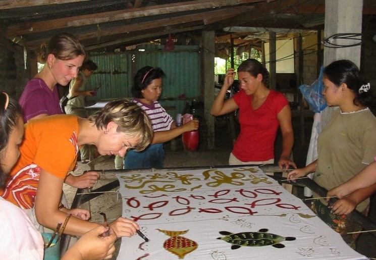 Maleisie-WestMaleisie-PasirBelanda-batikworkshop(8)