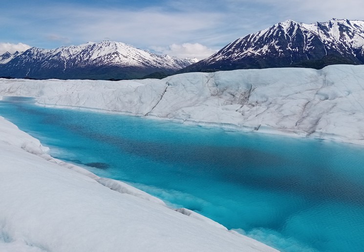 Landing op de ijsvelden van de Matanuska gletsjer, Alaska, Amerika
