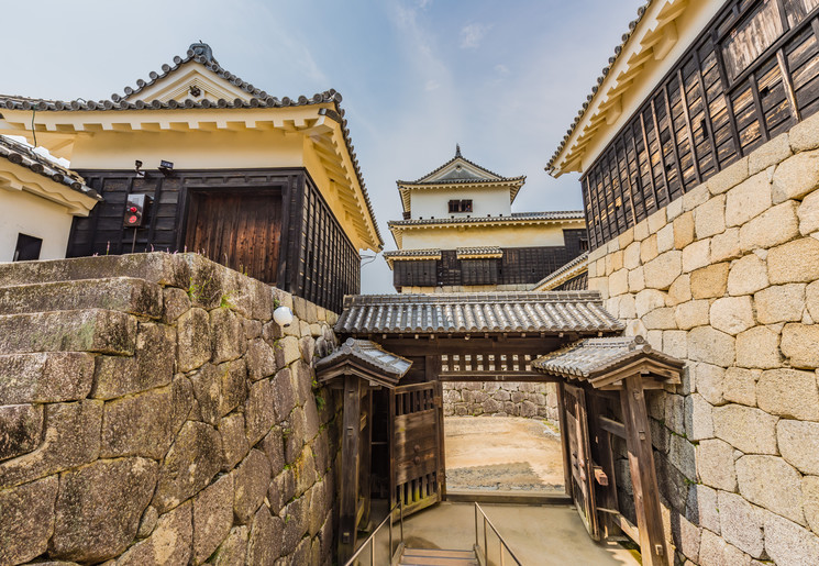 Entree van het kasteel in Matsuyama, Shikoku, Japan