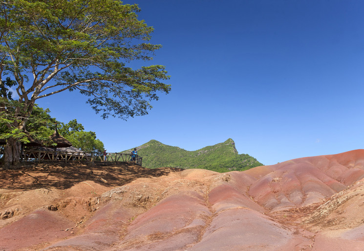 Het natuurfenomeen 'Seven Colour Earth' in de omgeving van Chamarel, Mauritius