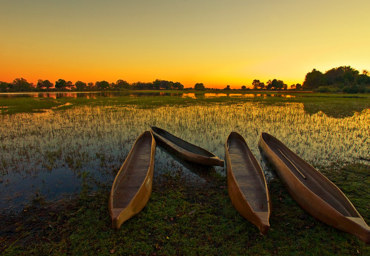 Mokoro safari door de Okavangodelta van Botswana