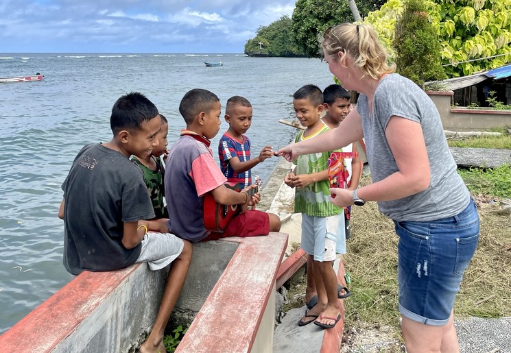 Molukken-Saparua-Nusa-laut kinderen