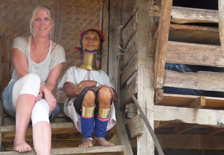 Myanmar-Loikaw-collega-renee-bij-stam