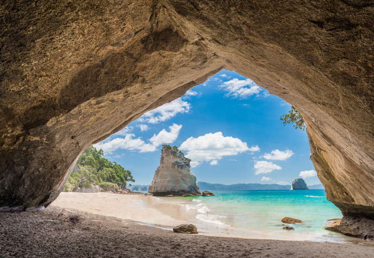 Cathedral Cove, een pareltje qua architectuur door de natuur gevormd! Coromandel, Nieuw-Zeeland