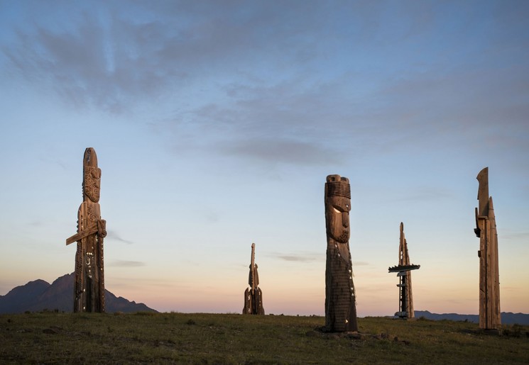 Leer over de betekenis van de Pou op Mount Hikurangi, Ruatoria, Nieuw-Zeeland