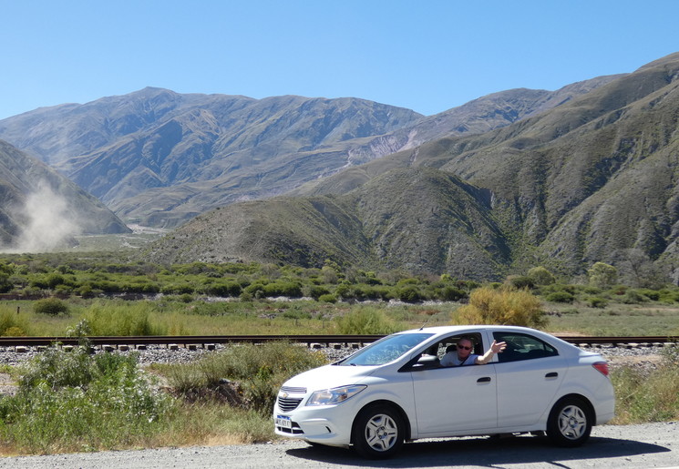 Met de auto van Salta naar Purmamarca, Argentinië