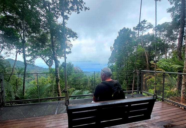 Geniet van het uitzicht op Penang Hill, vlakbij Penang Geniet van het uitzicht op Penang Hill, vlakbij Penang