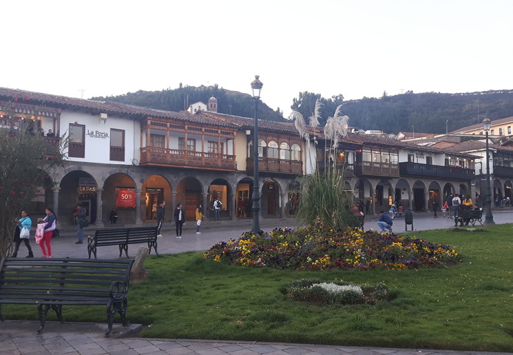 Peru-Cuzco-Wandelen-door-de-straten_1_357431
