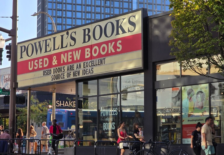 Powell's City of Books, Portland