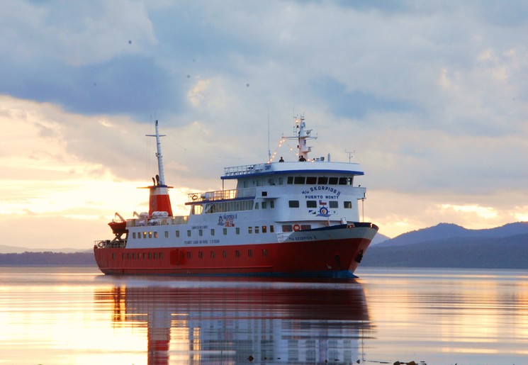 Vertrek vanuit Puerto Montt met het schip © Skorpios Cruises