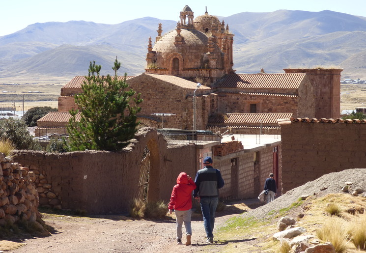 Puno-Cuzco-Ruines_1_416689