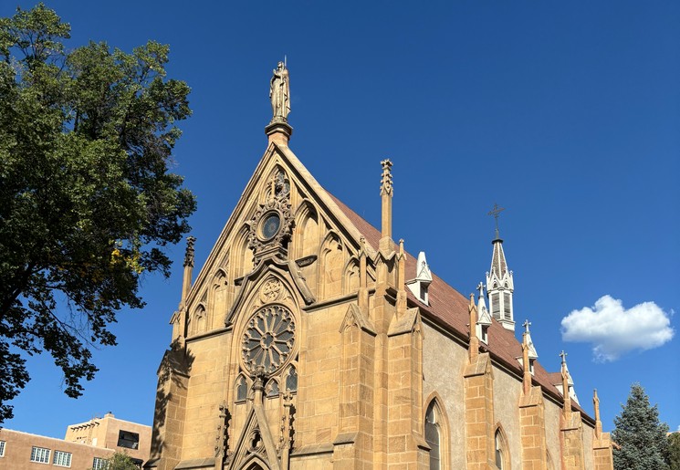 Kerk in het historische centrum van Santa Fe, New Mexico, Amerika