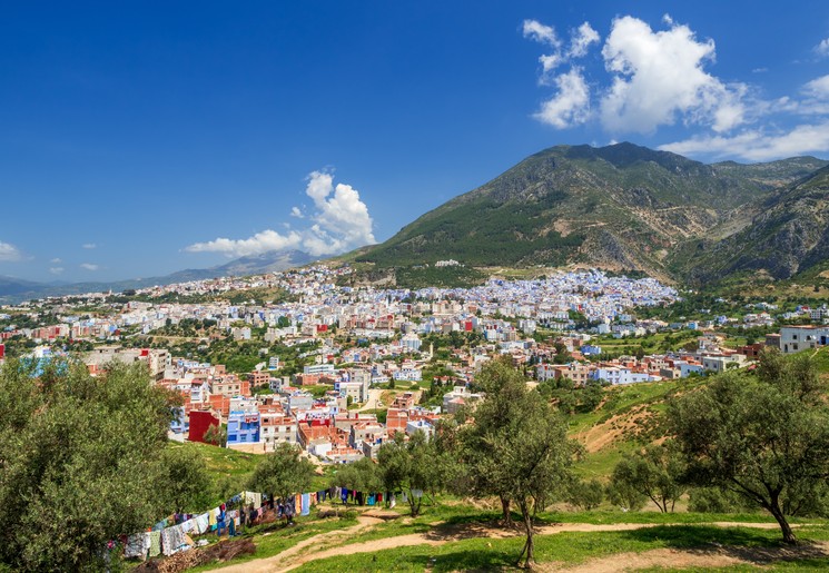 Uitzicht vanuit de bergen op Chefchaouen