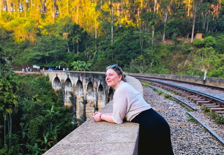 Bezoek de Nine Arch Bridge nabij Ella, Sri Lanka