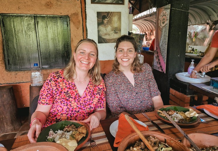 Een feestmaal op tafel, kookworkshop Sri Lanka Een feestmaal op tafel, kookworkshop Sri Lanka